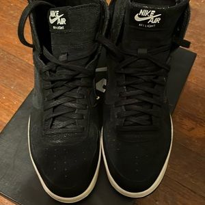 Black Nike AFI-LIGHT gently wore